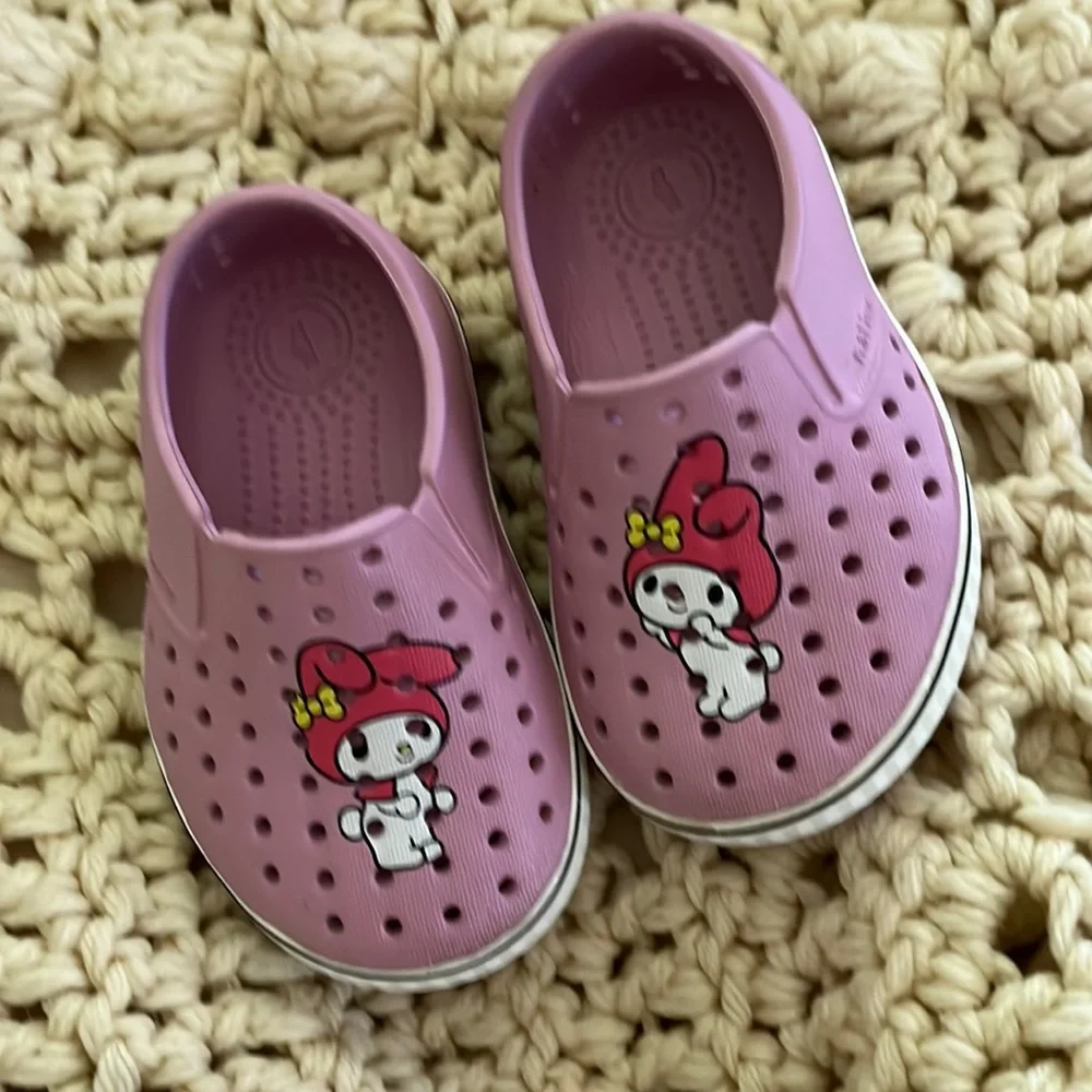 Native My Melody water shoe infant size 4